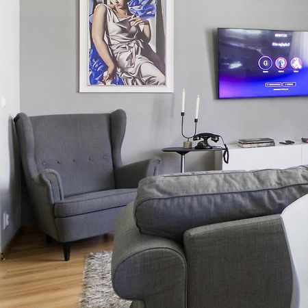 Nr 1 Europa22 Centrum Apartment Old Town Warsaw Stare Miasto Historyczna Kamienica Umiejscowiona W Zabytkowej Czesci Warszawy Obok Parku Multimedialnego I Barbakanu Parking 24H Sniadanie Opcjonaln Breakfast Optional Check In From 14 Pm Parter Ground Ngoại thất bức ảnh