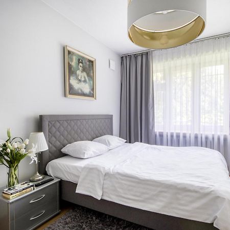 Nr 1 Europa22 Centrum Apartment Old Town Warsaw Stare Miasto Historyczna Kamienica Umiejscowiona W Zabytkowej Czesci Warszawy Obok Parku Multimedialnego I Barbakanu Parking 24H Sniadanie Opcjonaln Breakfast Optional Check In From 14 Pm Parter Ground Ngoại thất bức ảnh