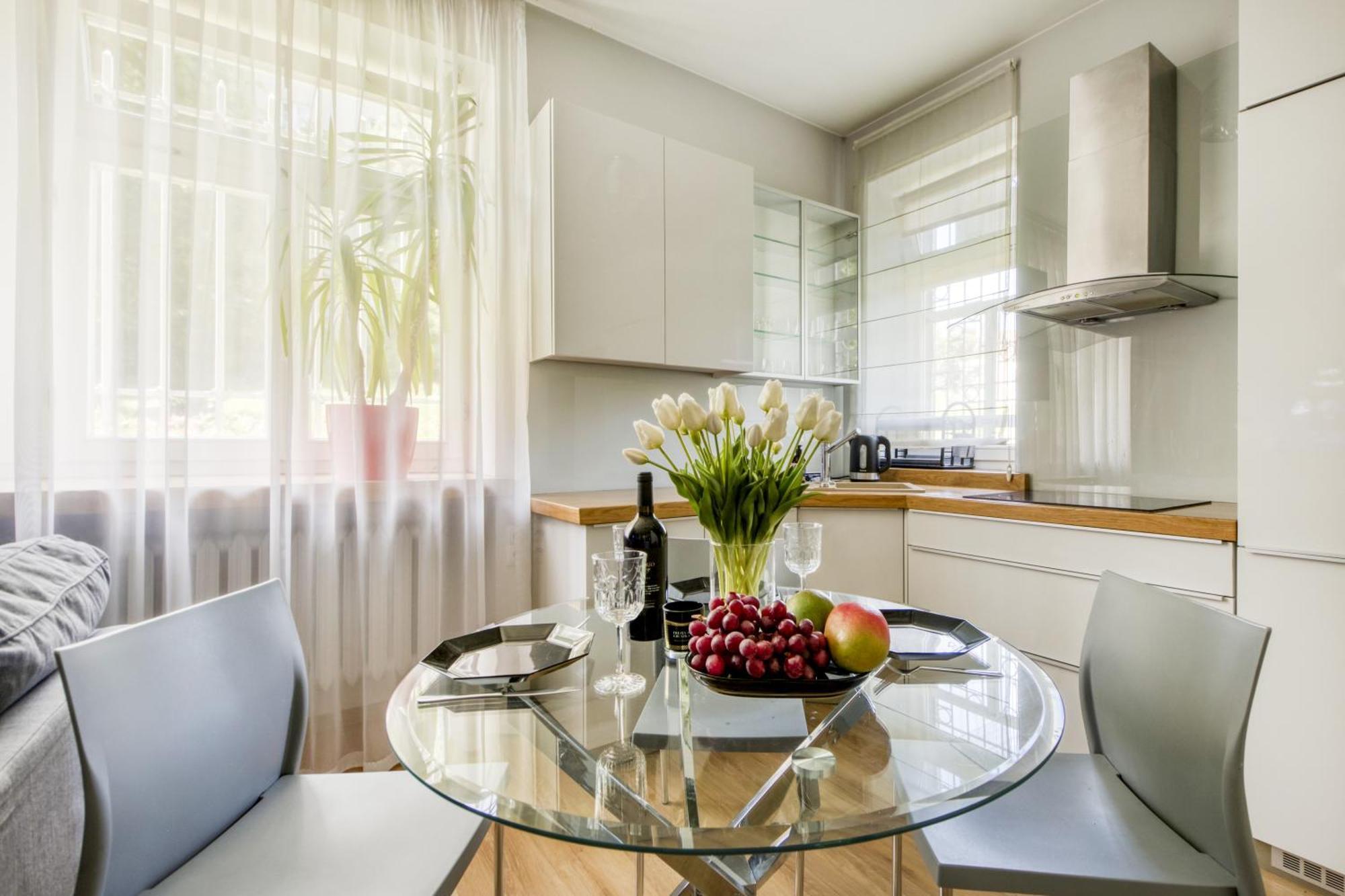 Nr 1 Europa22 Centrum Apartment Old Town Warsaw Stare Miasto Historyczna Kamienica Umiejscowiona W Zabytkowej Czesci Warszawy Obok Parku Multimedialnego I Barbakanu Parking 24H Sniadanie Opcjonaln Breakfast Optional Check In From 14 Pm Parter Ground Ngoại thất bức ảnh