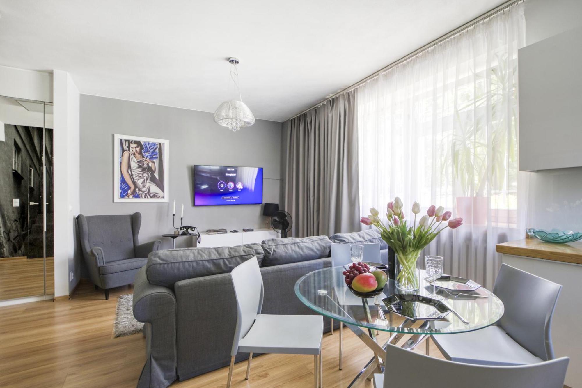 Nr 1 Europa22 Centrum Apartment Old Town Warsaw Stare Miasto Historyczna Kamienica Umiejscowiona W Zabytkowej Czesci Warszawy Obok Parku Multimedialnego I Barbakanu Parking 24H Sniadanie Opcjonaln Breakfast Optional Check In From 14 Pm Parter Ground Ngoại thất bức ảnh