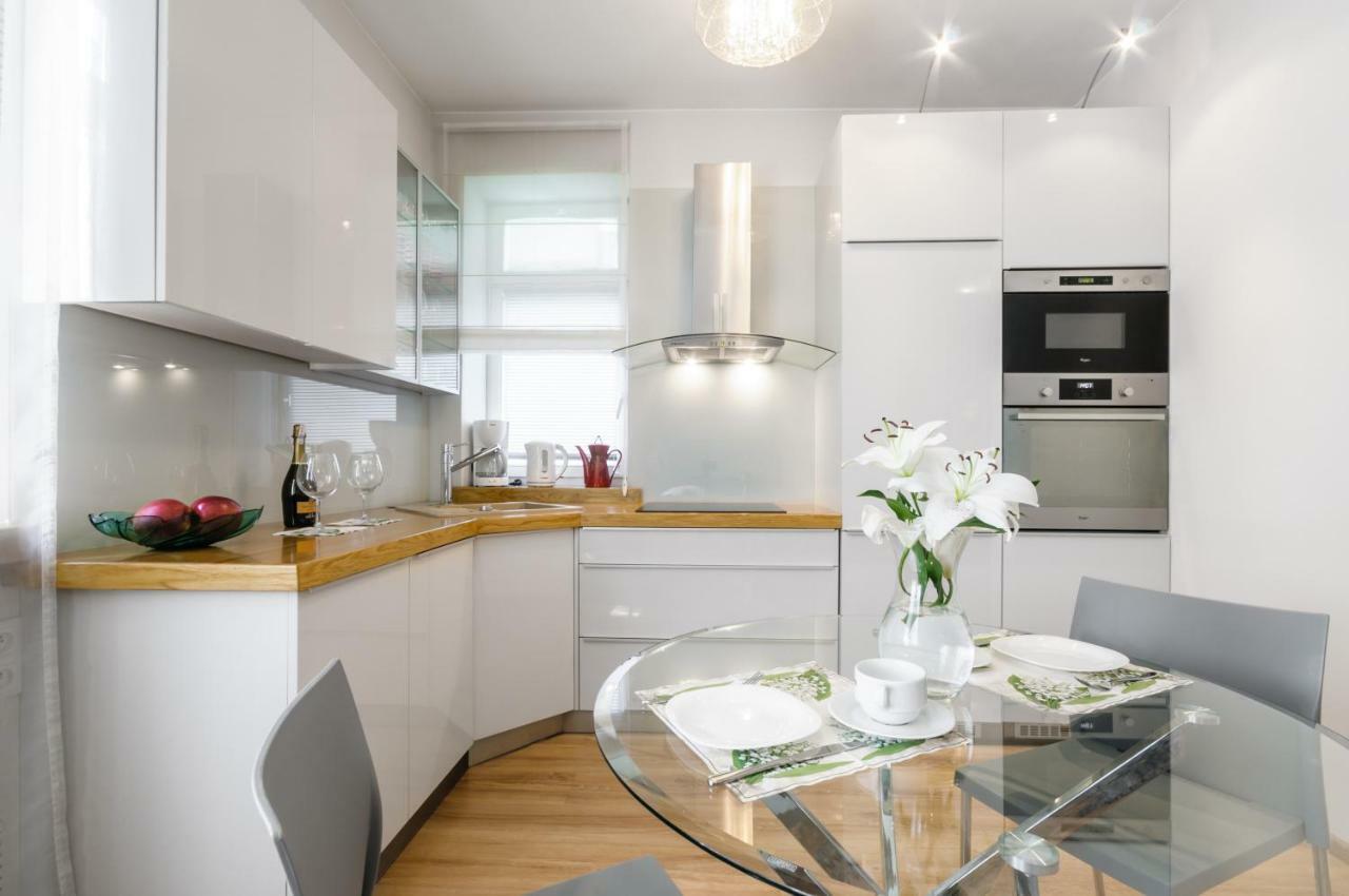 Nr 1 Europa22 Centrum Apartment Old Town Warsaw Stare Miasto Historyczna Kamienica Umiejscowiona W Zabytkowej Czesci Warszawy Obok Parku Multimedialnego I Barbakanu Parking 24H Sniadanie Opcjonaln Breakfast Optional Check In From 14 Pm Parter Ground Ngoại thất bức ảnh