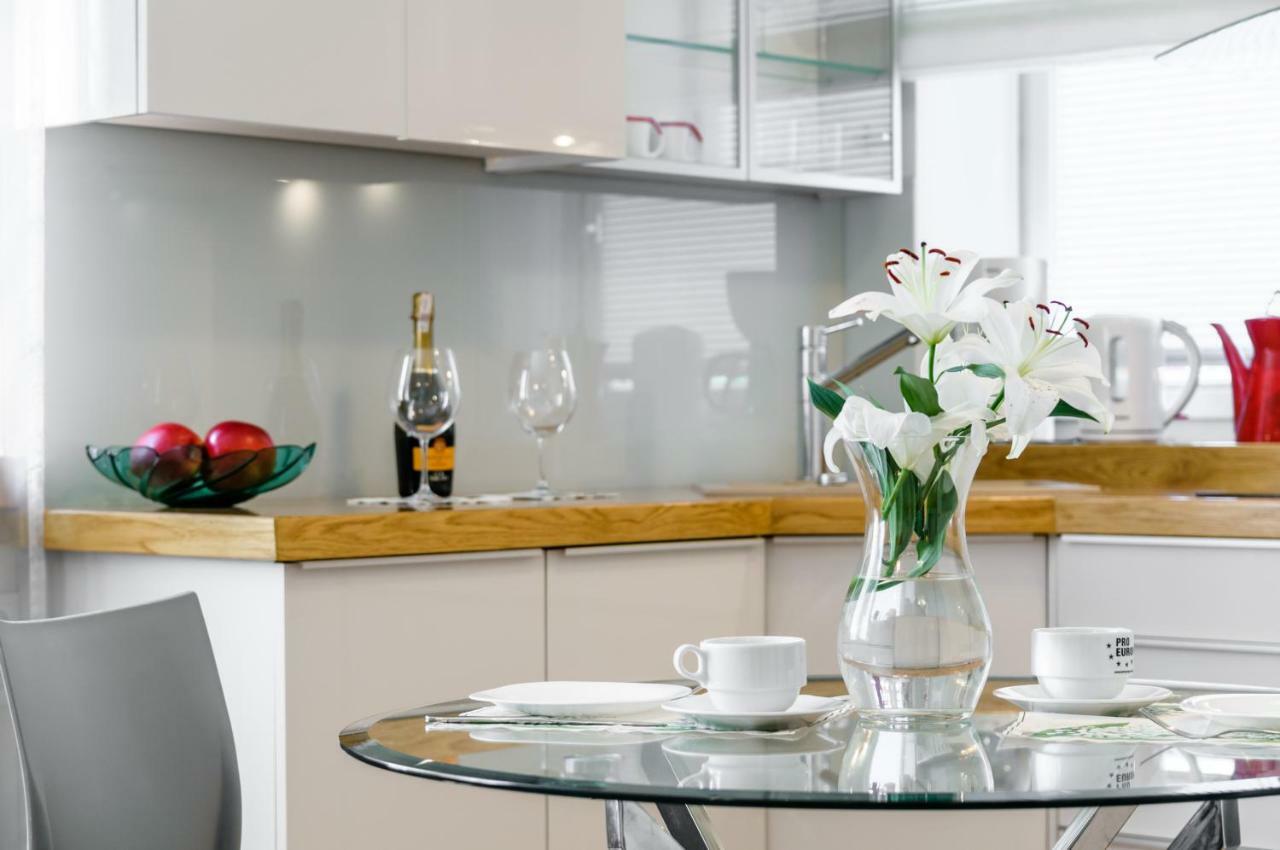 Nr 1 Europa22 Centrum Apartment Old Town Warsaw Stare Miasto Historyczna Kamienica Umiejscowiona W Zabytkowej Czesci Warszawy Obok Parku Multimedialnego I Barbakanu Parking 24H Sniadanie Opcjonaln Breakfast Optional Check In From 14 Pm Parter Ground Ngoại thất bức ảnh