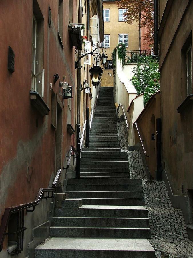 Nr 1 Europa22 Centrum Apartment Old Town Warsaw Stare Miasto Historyczna Kamienica Umiejscowiona W Zabytkowej Czesci Warszawy Obok Parku Multimedialnego I Barbakanu Parking 24H Sniadanie Opcjonaln Breakfast Optional Check In From 14 Pm Parter Ground Ngoại thất bức ảnh
