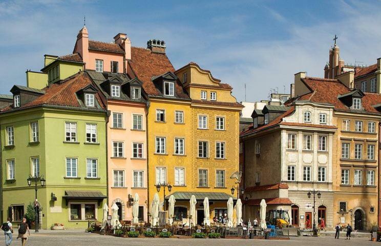 Nr 1 Europa22 Centrum Apartment Old Town Warsaw Stare Miasto Historyczna Kamienica Umiejscowiona W Zabytkowej Czesci Warszawy Obok Parku Multimedialnego I Barbakanu Parking 24H Sniadanie Opcjonaln Breakfast Optional Check In From 14 Pm Parter Ground Ngoại thất bức ảnh