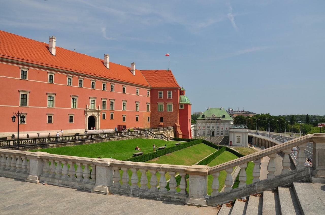 Nr 1 Europa22 Centrum Apartment Old Town Warsaw Stare Miasto Historyczna Kamienica Umiejscowiona W Zabytkowej Czesci Warszawy Obok Parku Multimedialnego I Barbakanu Parking 24H Sniadanie Opcjonaln Breakfast Optional Check In From 14 Pm Parter Ground Ngoại thất bức ảnh